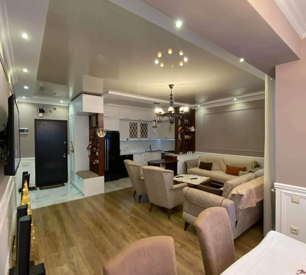 Apartment Mates Guest House Angisa